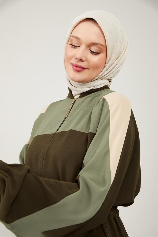 LevidorLevidor Haki Belden Büzgü Detaylı Ferace