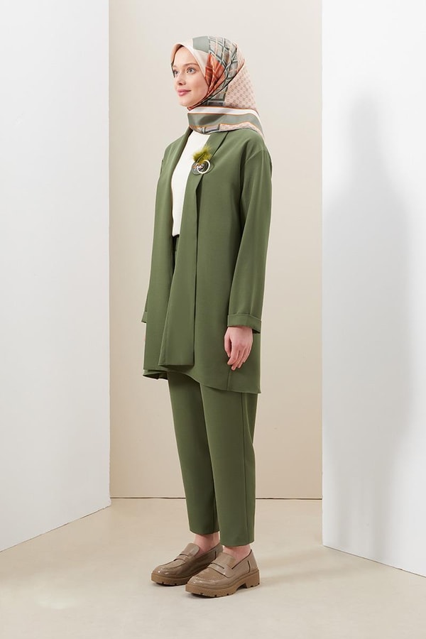 LevidorLevidor Haki Broş Detaylı Tunik Takım