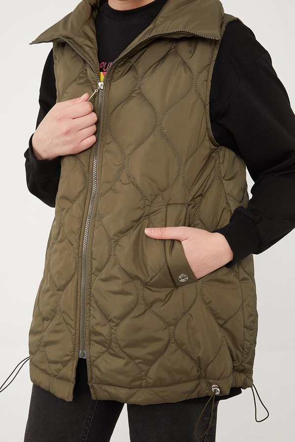 LevidorLevidor Haki Desenli Kapitone Şişme Yelek