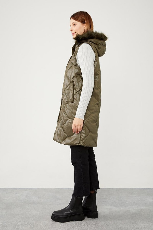 LevidorLevidor Haki Kapitone Kapüşonlu Çıtçıt Kapamalı Yelek