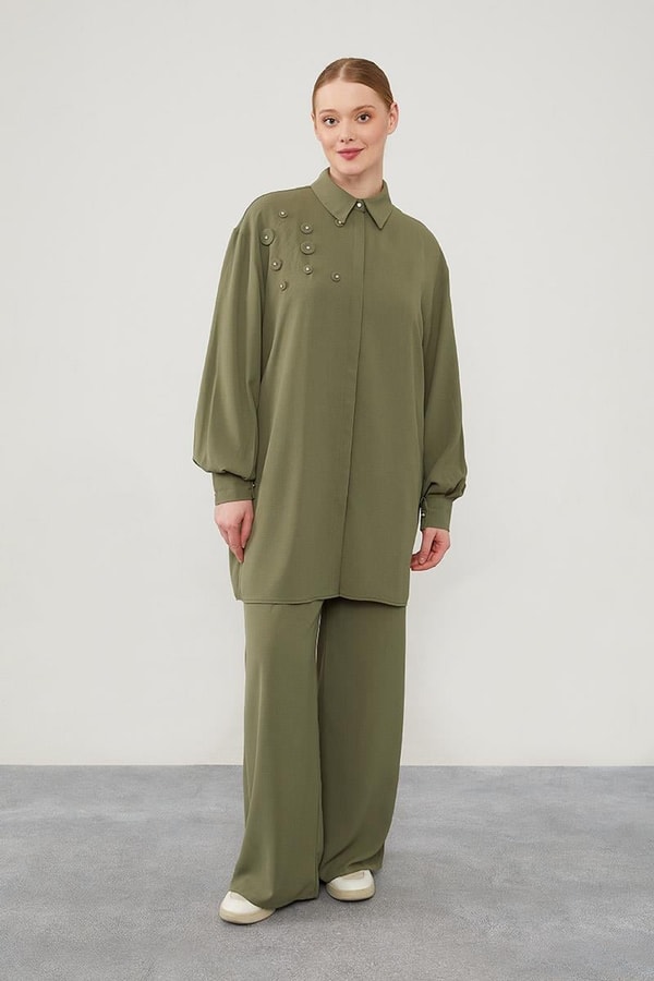 LevidorLevidor Haki Taşlı Çiçek Omuz Detaylı Tunik Takım