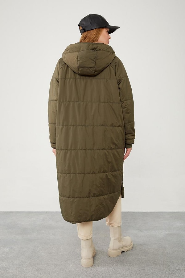 LevidorLevidor Haki Yanları Çıt Çıt Detaylı Kapüşonlu Şişme Mont