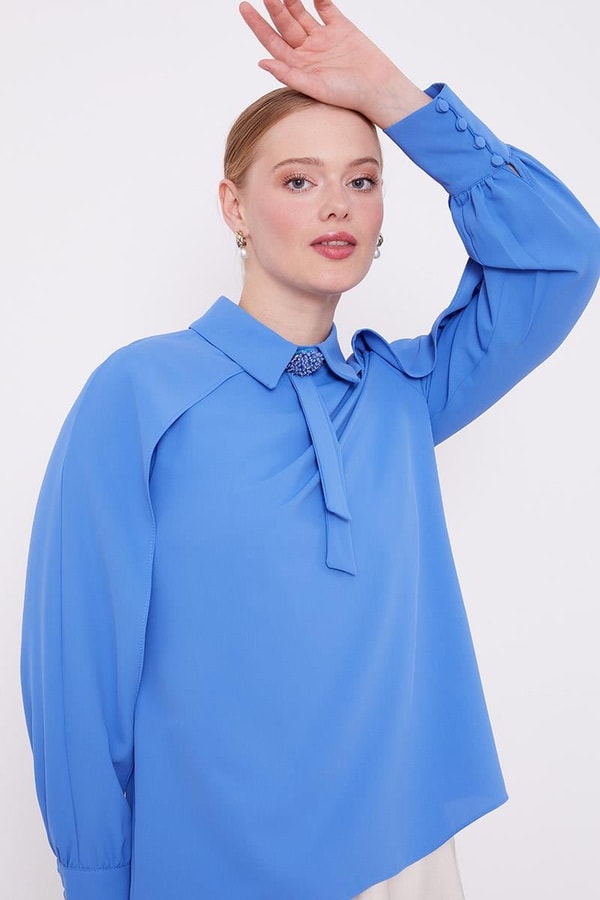 LevidorLevidor İndigo Yaka Taş Detaylı Bluz