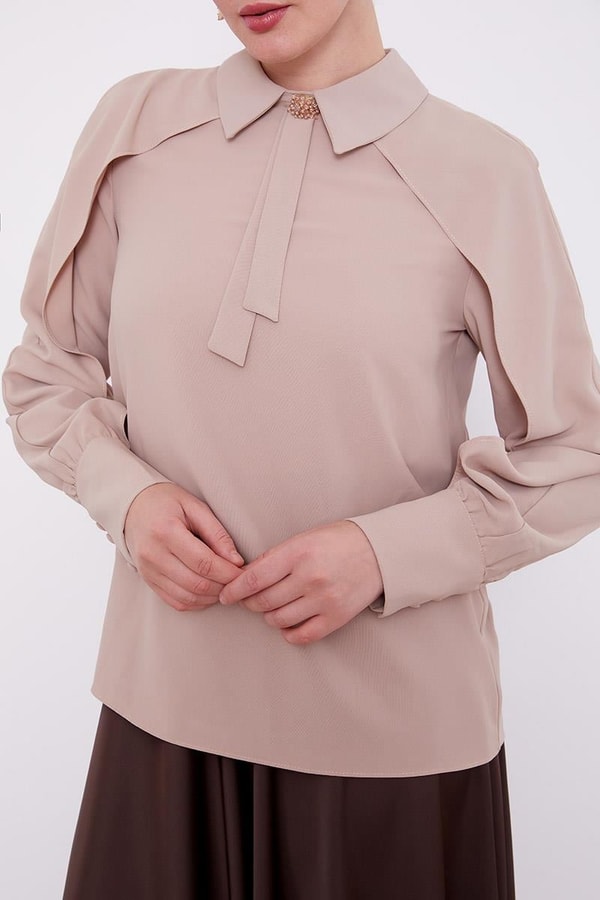 LevidorLevidor K.Bej Yaka Taş Detaylı Bluz
