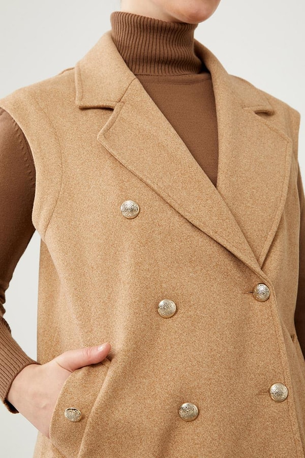 LevidorLevidor K.Bej Düğme Kapamalı Yelek