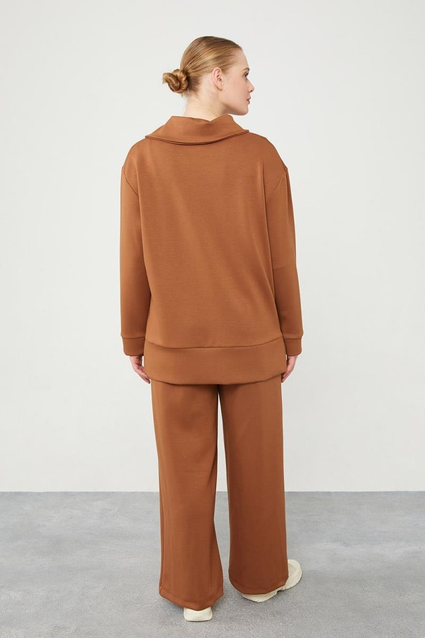 LevidorLevidor Kahve Asimetrik Yaka Spor Takım