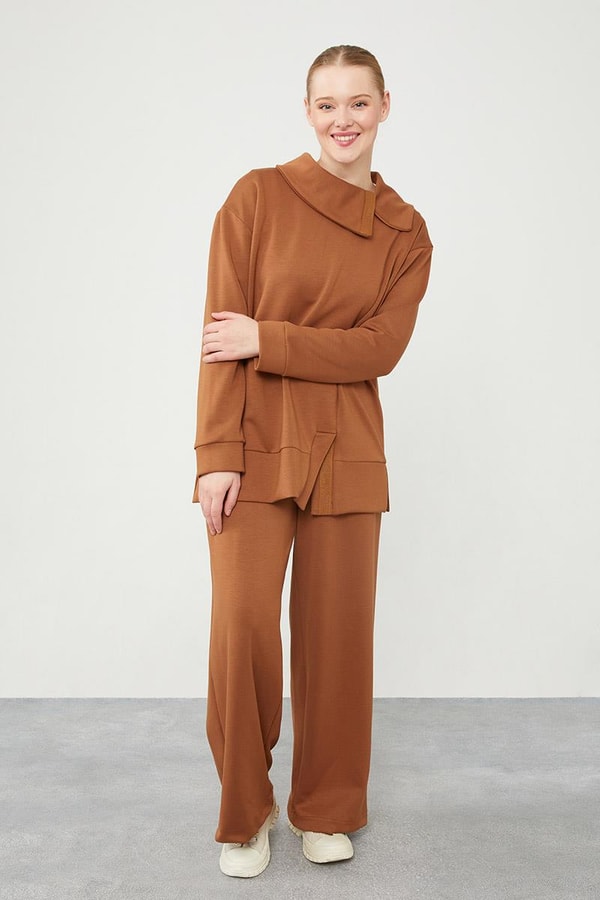 LevidorLevidor Kahve Asimetrik Yaka Spor Takım