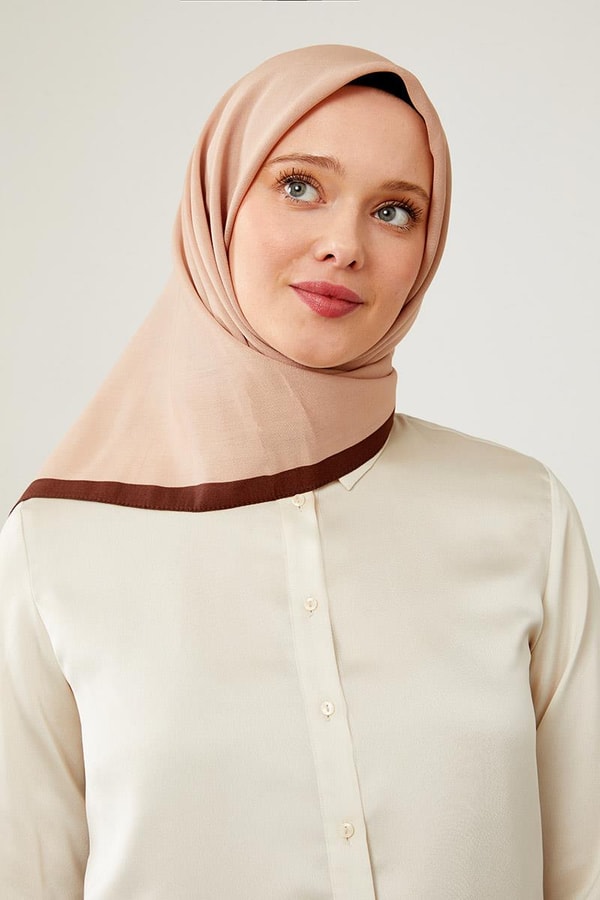 LevidorLevidor Kahve Biye Renk Geçişli Prag Eşarp