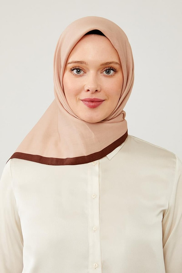 LevidorLevidor Kahve Biye Renk Geçişli Prag Eşarp