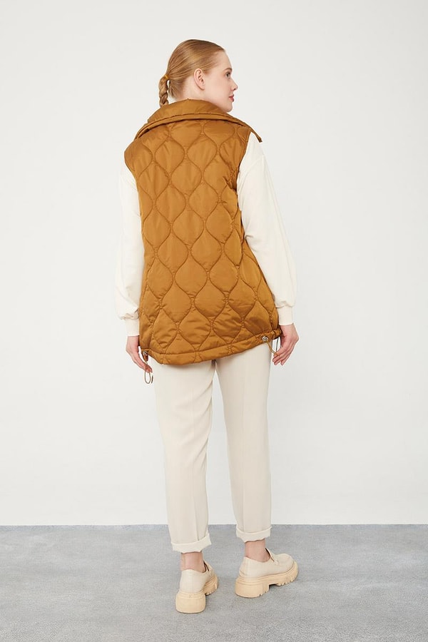 LevidorLevidor Kahve Desenli Kapitone Şişme Yelek