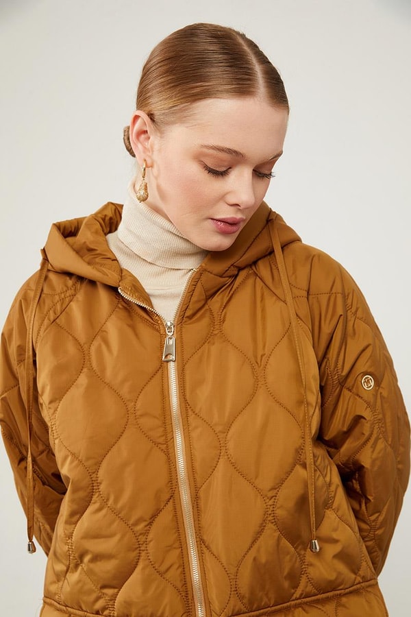 LevidorLevidor Kahve Kapüşonlu Kapitone Kısa Mont