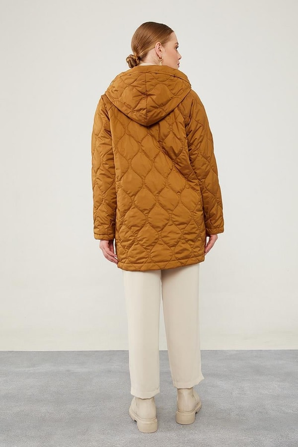 LevidorLevidor Kahve Kapüşonlu Kapitone Kısa Mont