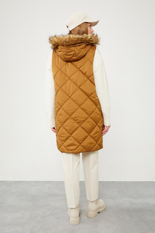 LevidorLevidor Kahve Kürk Kapüşonlu Şişme Yelek