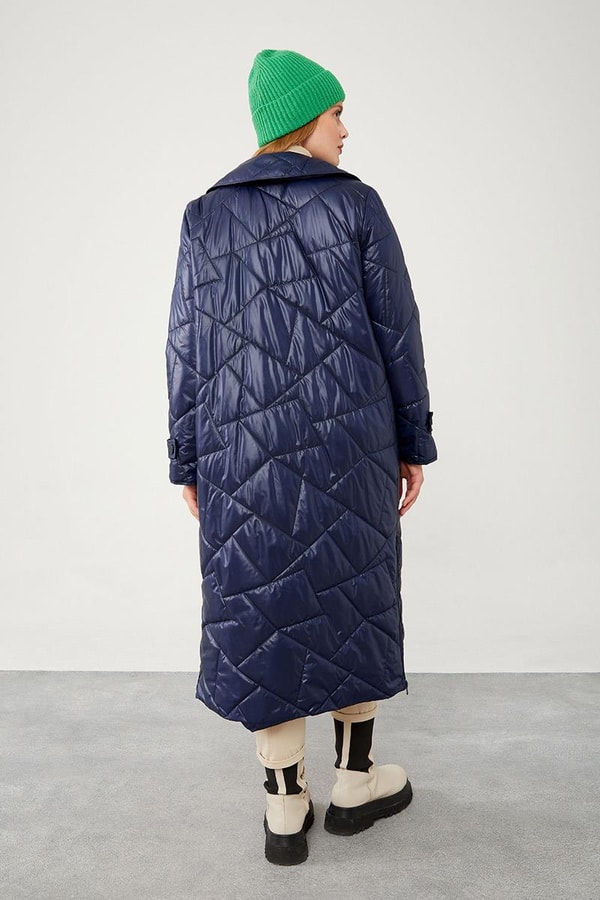 LevidorLevidor Lacivert Geniş Yaka Kapitone Mont