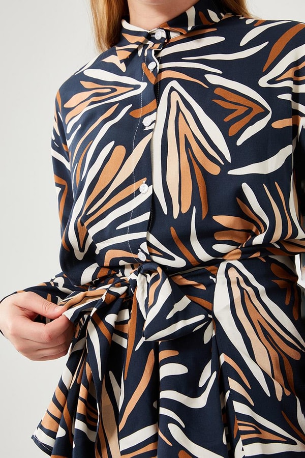 LevidorLevidor Lacivert Gömlek Yaka Belden Bağlamalı Pantolonlu Takım