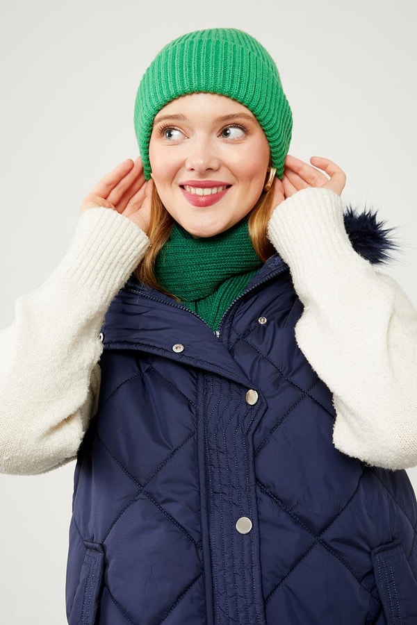 LevidorLevidor Lacivert KAPÜŞONLU ŞİŞME YELEK