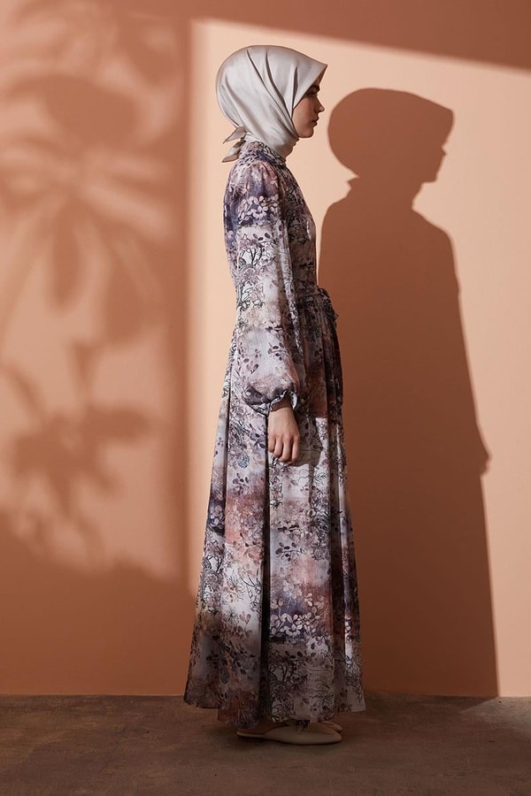 LevidorLevidor Lila Dik yaka kol ağzı büzgülü saten desenli elbise