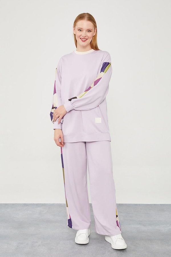 LevidorLevidor Lila Geometrik Desenli Spor Takım