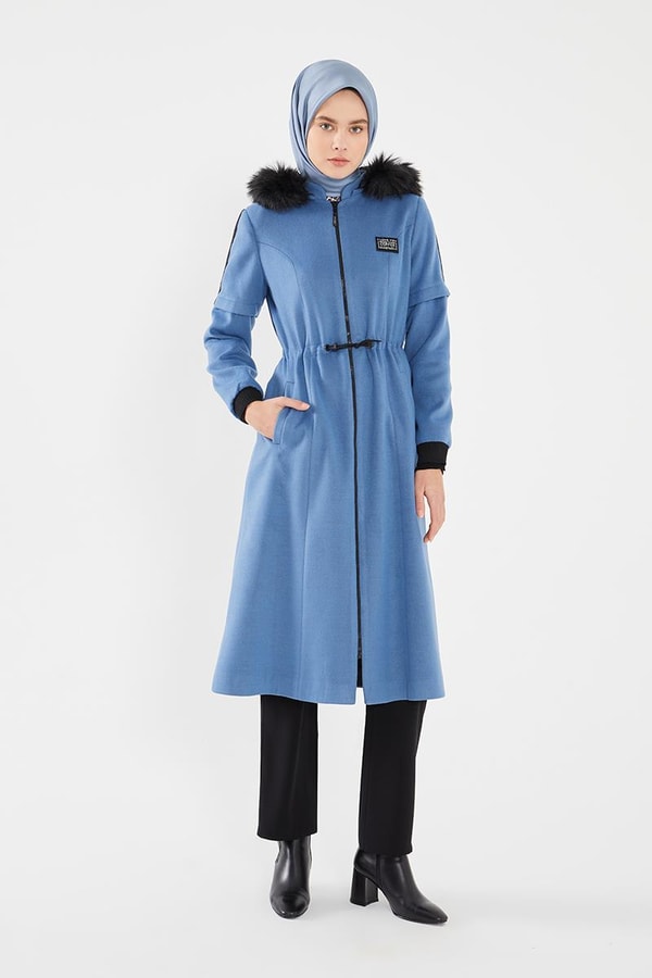 LevidorLevidor Mavi Kapşonu Kürklü Kol Ağzı Ribanalı Kaban