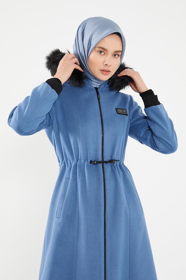 LevidorLevidor Mavi Kapşonu Kürklü Kol Ağzı Ribanalı Kaban