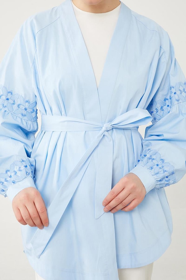 LevidorLevidor Mavi Kolları Nakış Detaylı Kimono