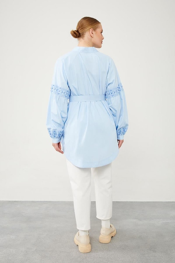 LevidorLevidor Mavi Kolları Nakış Detaylı Kimono