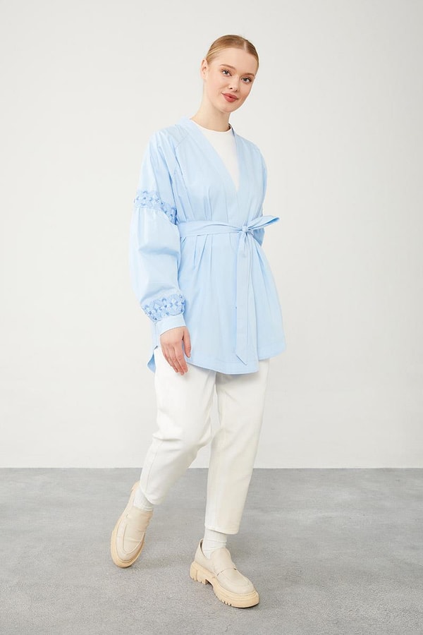 LevidorLevidor Mavi Kolları Nakış Detaylı Kimono