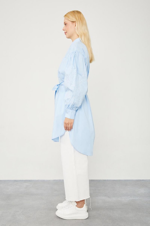 LevidorLevidor Mavi Nakışlı Belden Bağlamalı Kimono