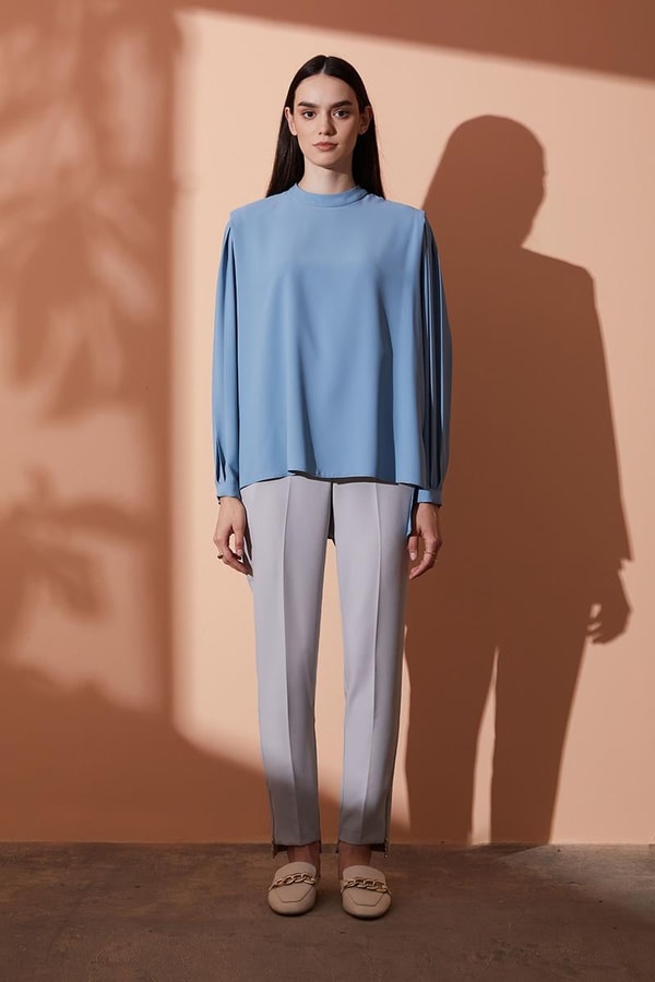 LevidorLevidor Mavi Vatkalı kısa bluz