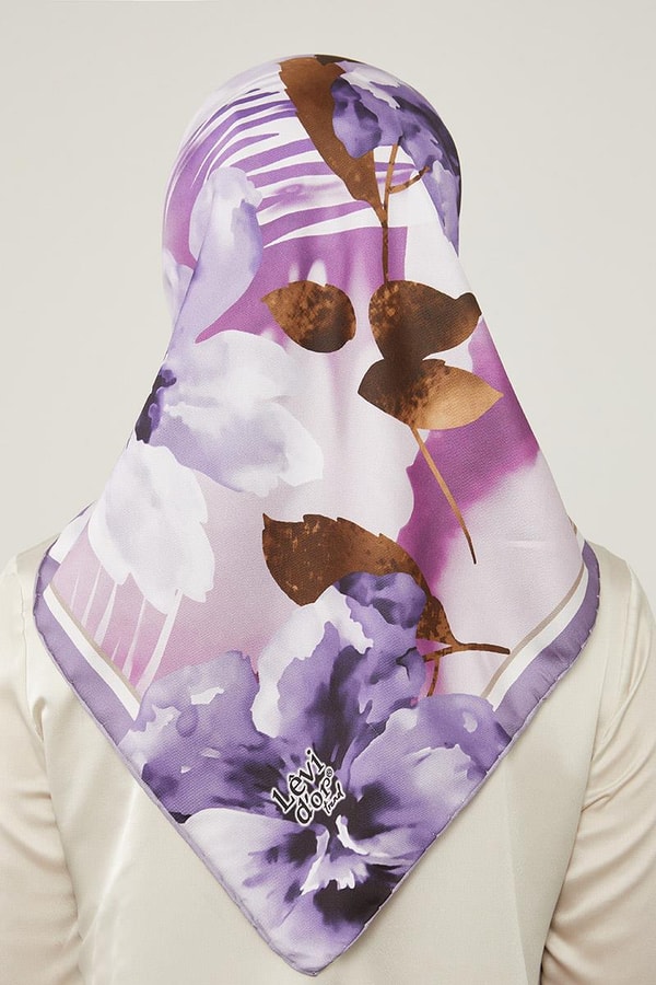 LevidorLevidor Mor Çiçek Desen Trend Twill Eşarp