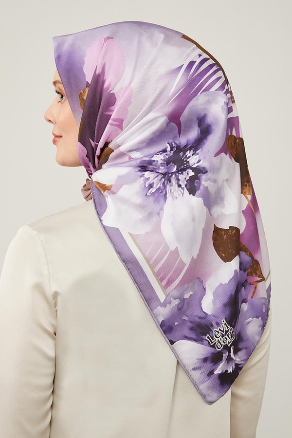 LevidorLevidor Mor Çiçek Desen Trend Twill Eşarp