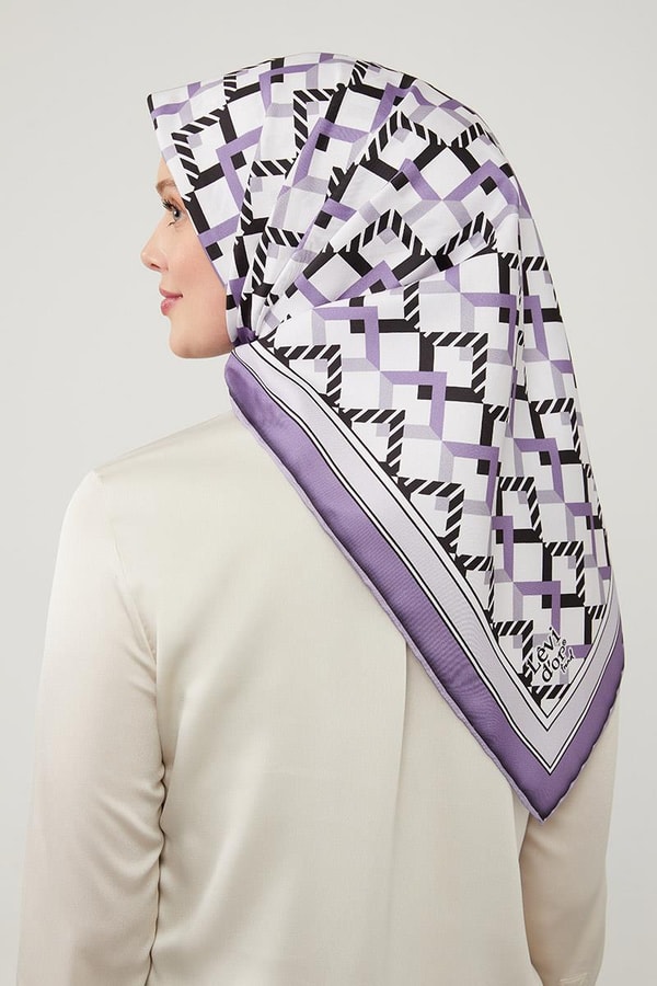 LevidorLevidor Mor Üçgen Desenli Trend Twill Eşarp