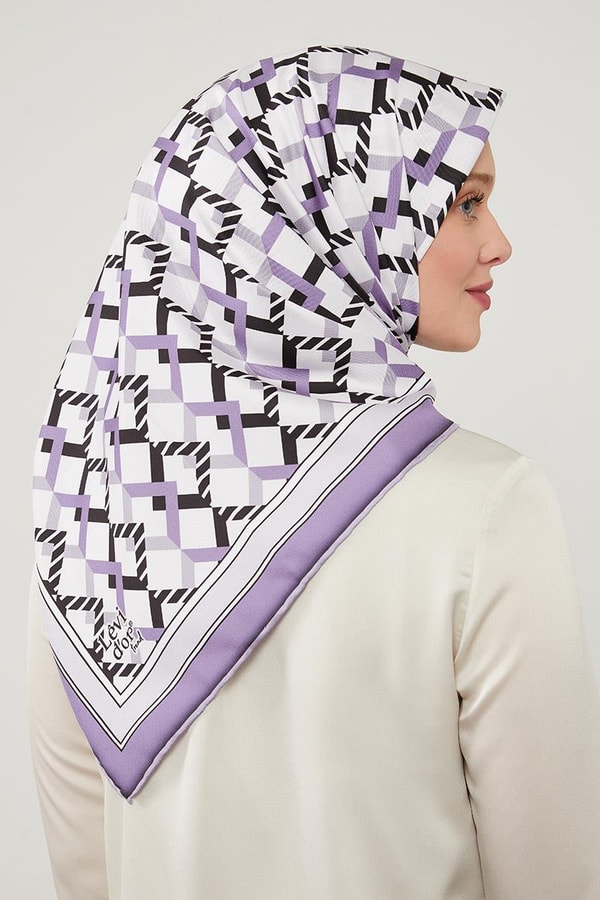 LevidorLevidor Mor Üçgen Desenli Trend Twill Eşarp