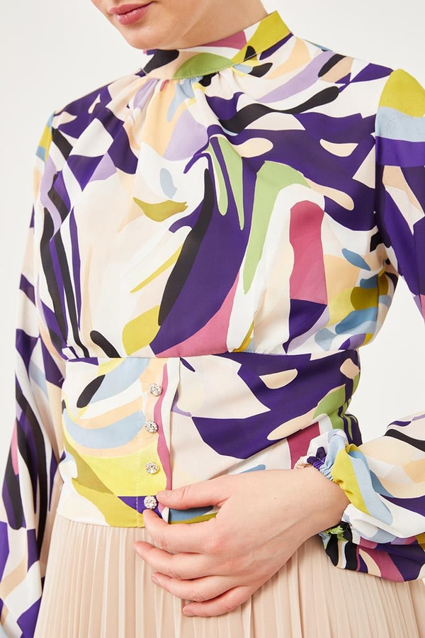 LevidorLevidor Mor Yakası Büzgülü Arkası Gipeli Bluz