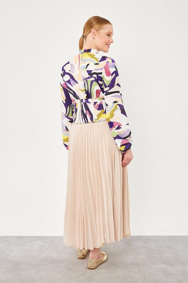 LevidorLevidor Mor Yakası Büzgülü Arkası Gipeli Bluz