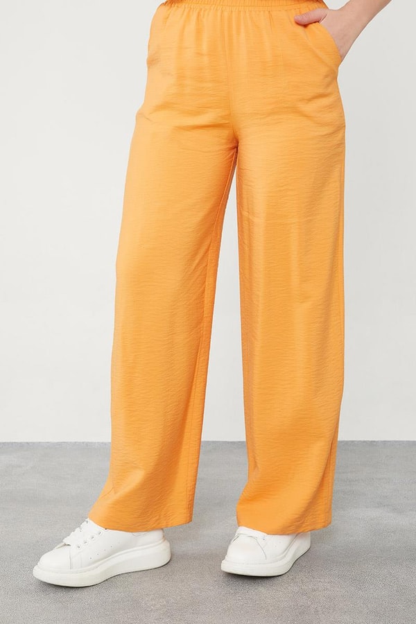 LevidorLevidor Oranj Baskılı İçlikli Geniş Paça Pantolonlu Ceket Takım