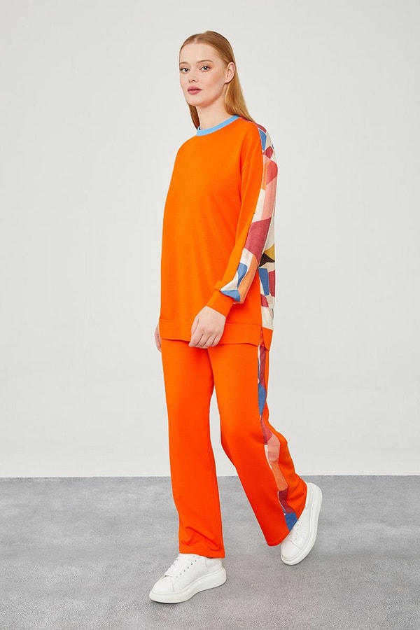 LevidorLevidor Oranj Bisiklet Yaka Geometrik Desen Spor Takım