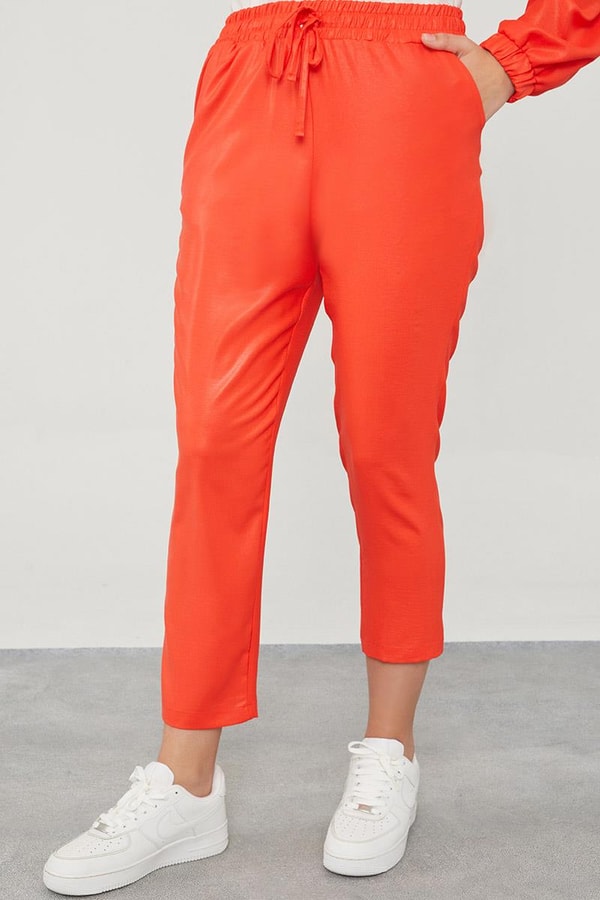 LevidorLevidor Oranj Bisiklet Yaka Ribanalı Spor Takım