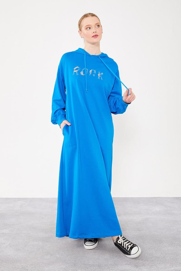 LevidorLevidor Saks Taş İşlemeli Kapuşonlu Oversize Elbise