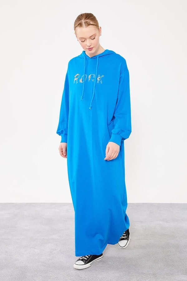 LevidorLevidor Saks Taş İşlemeli Kapuşonlu Oversize Elbise