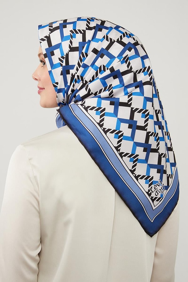 LevidorLevidor Saks Üçgen Desenli Trend Twill Eşarp