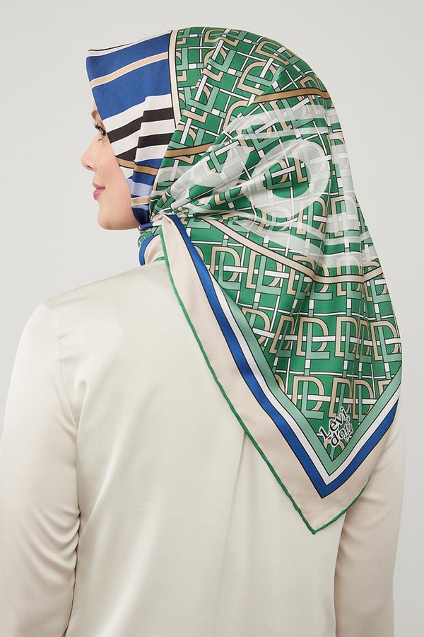 LevidorLevidor Saks Yazı Baskılı Trend Twill Eşarp