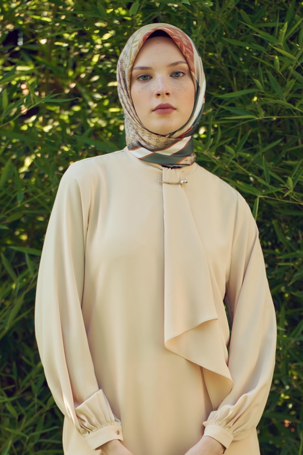LevidorLevidor Sarı Broşlu Tunik