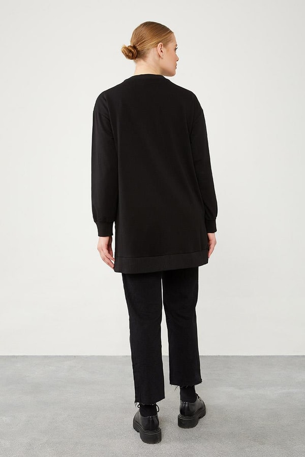 LevidorLevidor Siyah Asimetrik Nakış İşlemeli Sweat