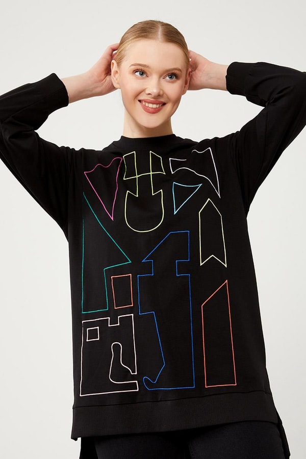 LevidorLevidor Siyah Asimetrik Nakış İşlemeli Sweat