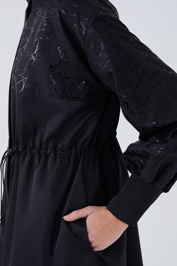 LevidorLevidor Siyah Baskılı Yağmurluk