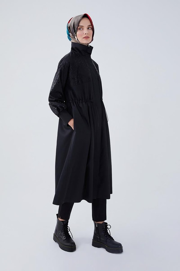 LevidorLevidor Siyah Baskılı Yağmurluk