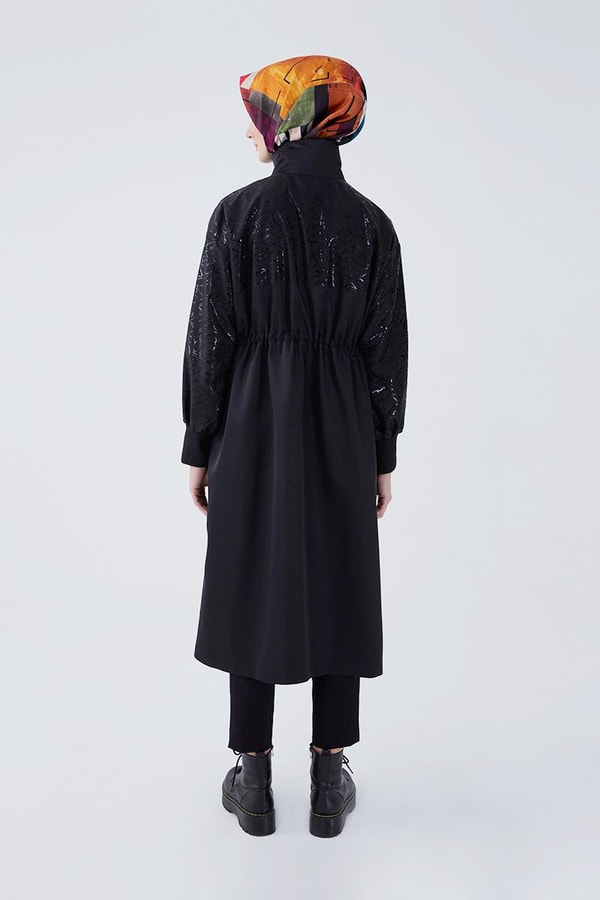 LevidorLevidor Siyah Baskılı Yağmurluk