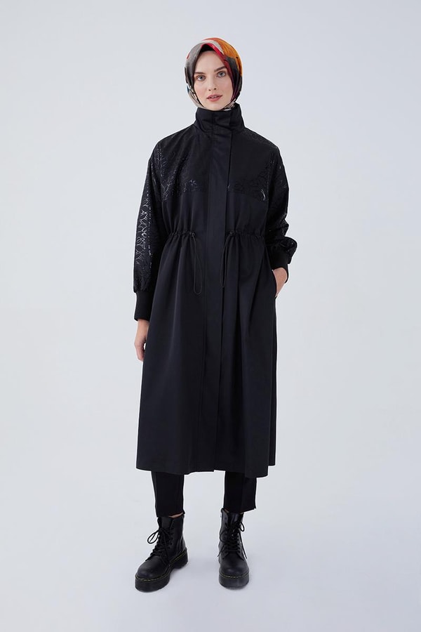 LevidorLevidor Siyah Baskılı Yağmurluk