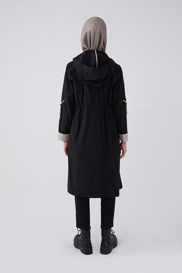 LevidorLevidor Siyah Bel ve Kolu Büzgülü Trençkot